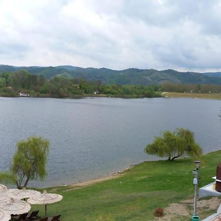 Lago D'Argento Sobe Veliko Gradište エクステリア 写真