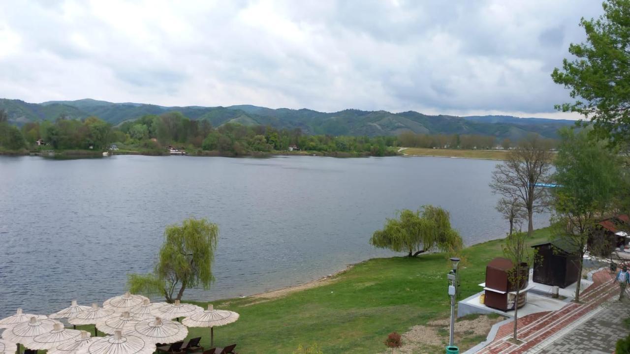 Lago D'Argento Sobe Veliko Gradište エクステリア 写真