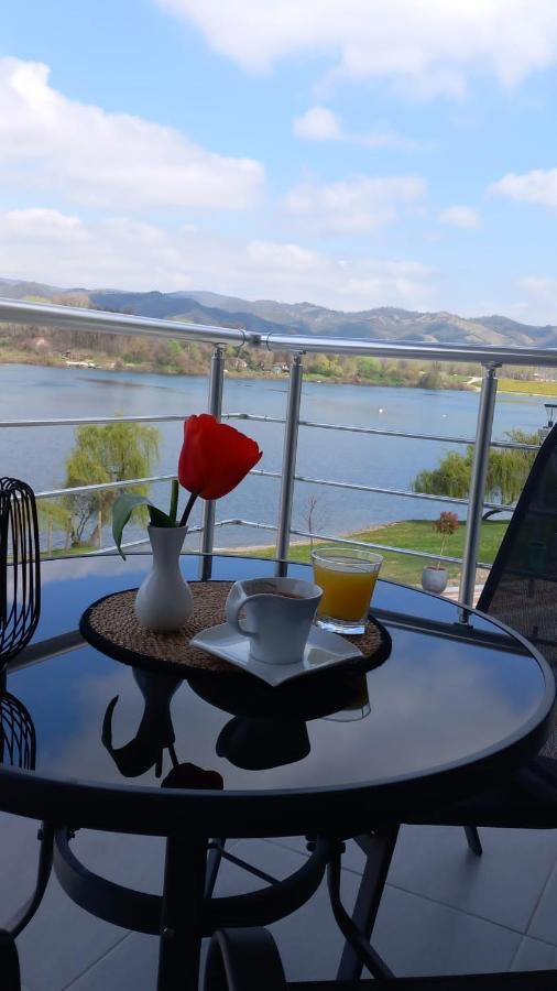 Lago D'Argento Sobe Veliko Gradište エクステリア 写真