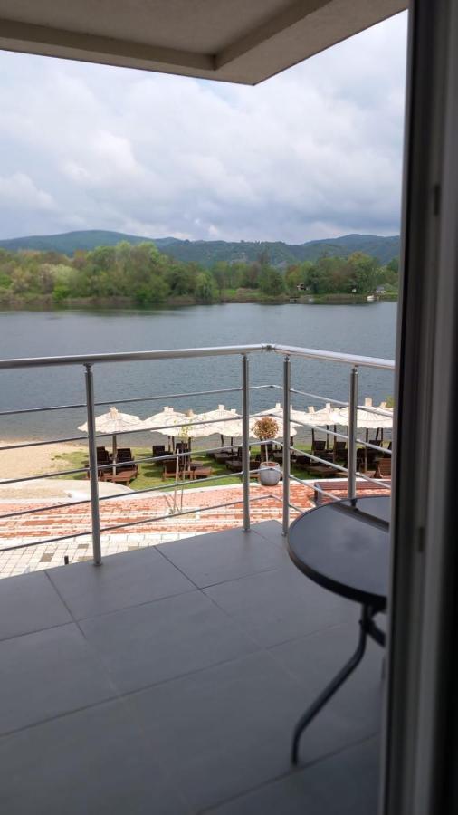 Lago D'Argento Sobe Veliko Gradište エクステリア 写真